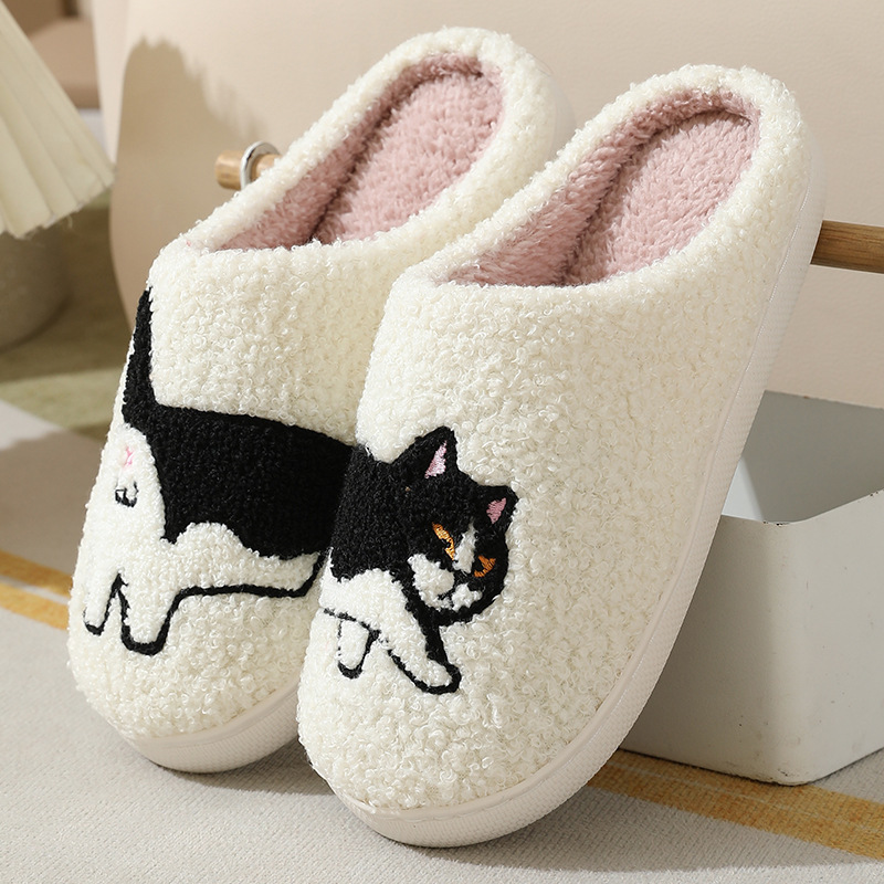 Sewing Fabric - Zapatillas de casa con bordado de