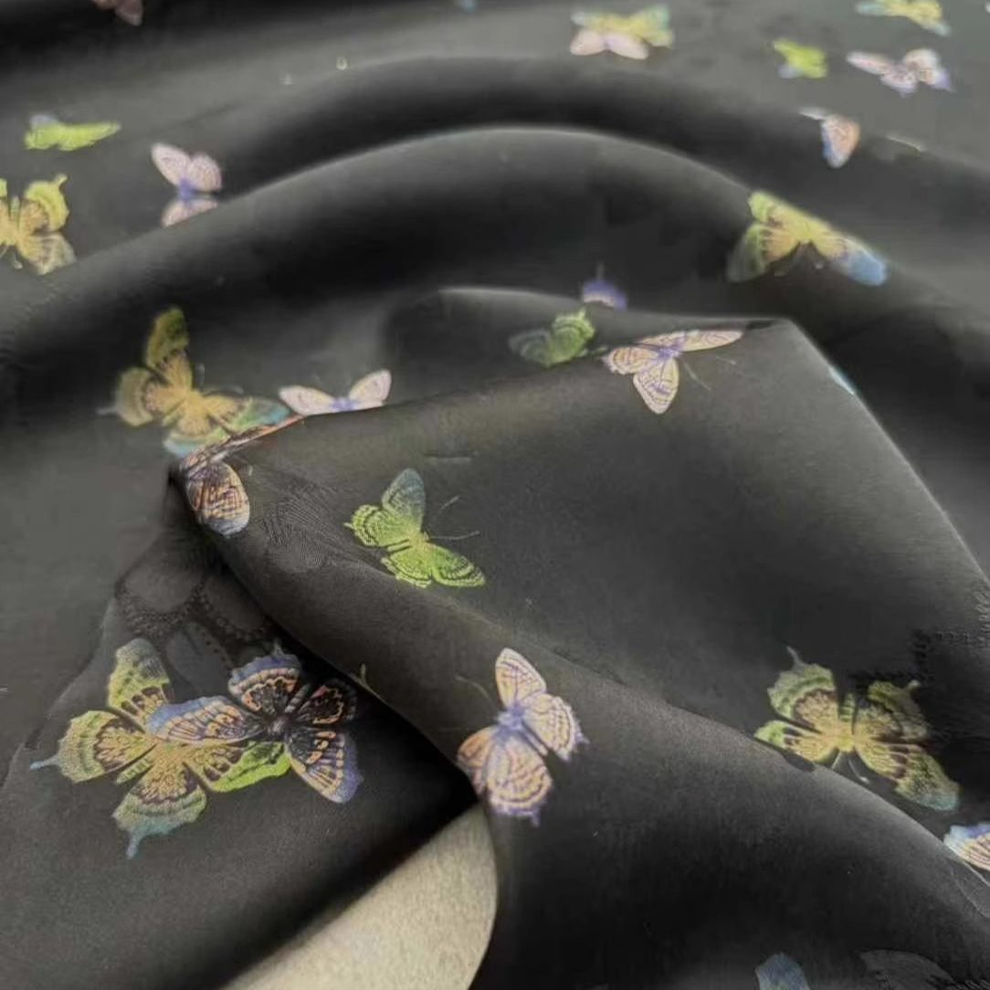 Tela de seda pesada negra con  - Sewing Vest reseña y precio