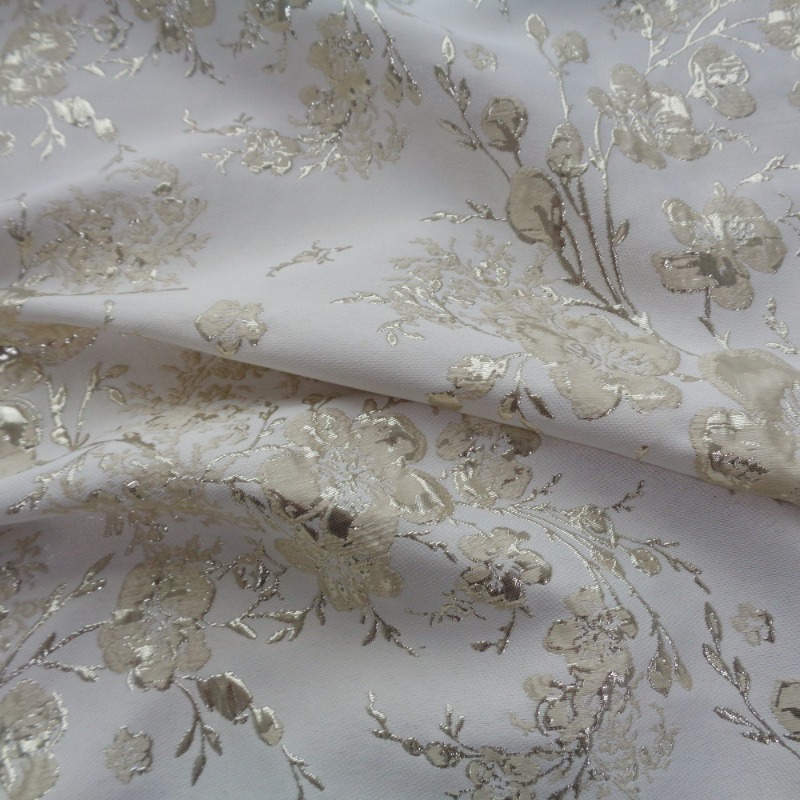 Tela Jacquard con Estampado Fl - Sewing Thread In Textile reseña y precio
